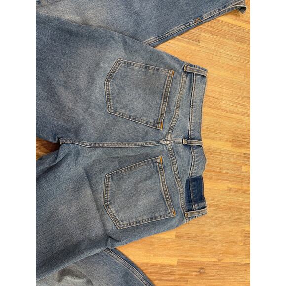 Abercrombie & Fitch High Rise "The Skinny" Jean - Size 29 - Picture 3 of 5